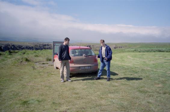 Gordon and Dave by the dust-covered car